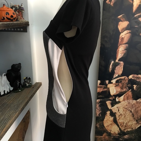 Mod style mini dress with hidden pockets - Picture 4 of 6